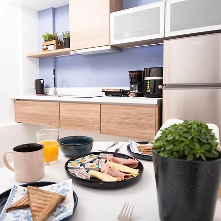 My Phos Boutique Nikiana